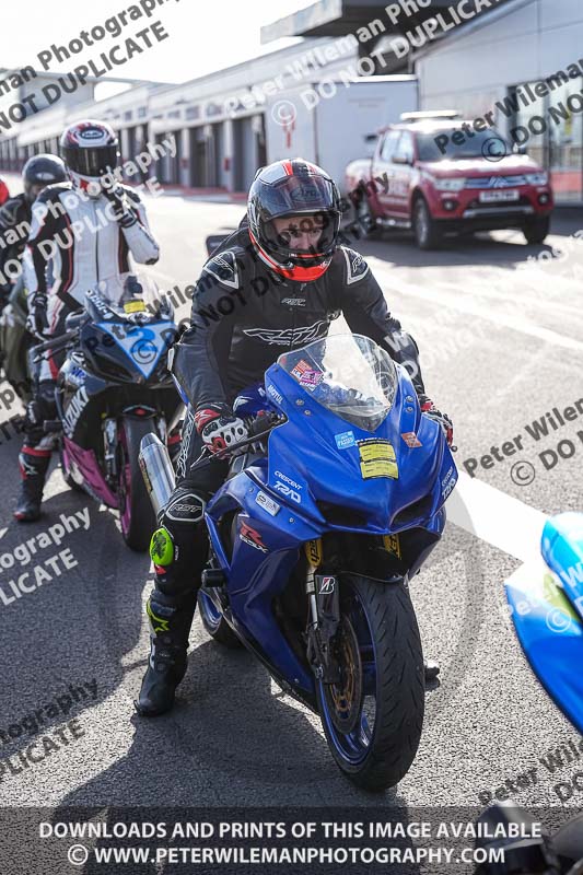 donington no limits trackday;donington park photographs;donington trackday photographs;no limits trackdays;peter wileman photography;trackday digital images;trackday photos